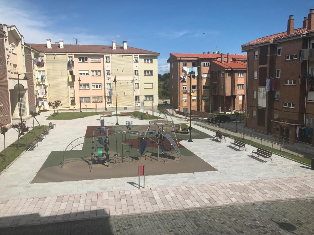 Apartamento En Llanes Con Plaza De Garaje Cubierta Exterior photo
